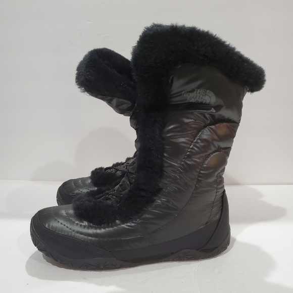 The North Face Womens Waterproof Fur 